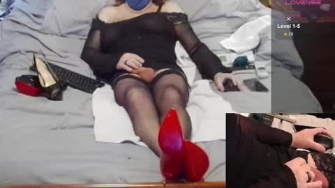 Jennifer online show from 03-25-26, 11:33