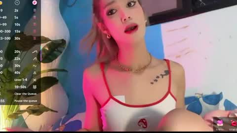 Snapshot of ms_maureenx69x chatting on 07-17-26, 06:57 ms_maureenx69x online show from 07-17-26, 06:57