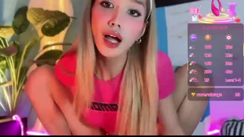 Snapshot of ms_maureenx69x chatting on 07-19-26, 04:00 ms_maureenx69x online show from 07-19-26, 04:00