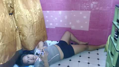 Snapshot of ms_nathalie chatting on 06-06-26, 09:36 Nathalie online show from 06-06-26, 09:36