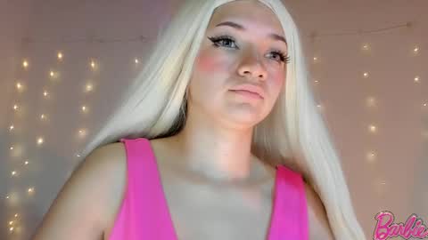 Annabelle  online show from 01-18-26, 02:10