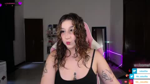 Manuela3 online show from 06-07-26, 06:33