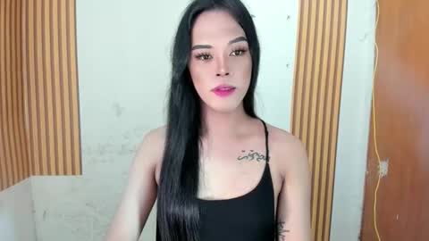 Snapshot of ms_selenaxx chatting on 12-23-25, 01:58 selena online show from 12-23-25, 01:58