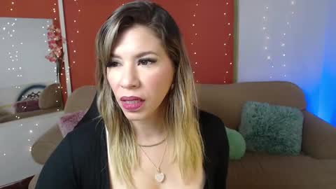 Snapshot of ms_sofiax chatting on 01-04-25, 04:54 Sofia online show from 01-04-25, 04:54