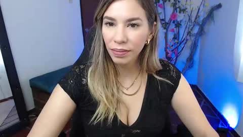 Snapshot of ms_sofiax chatting on 09-23-25, 04:32 Sofia online show from 09-23-25, 04:32