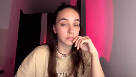 ms_sophiee online show from 04-26-26, 06:27