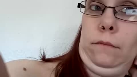 Snapshot of msalls1124 chatting on 12-20-25, 05:53 melissa online show from 12-20-25, 05:53