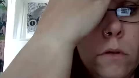 Snapshot of msalls1124 chatting on 12-22-25, 06:38 melissa online show from 12-22-25, 06:38