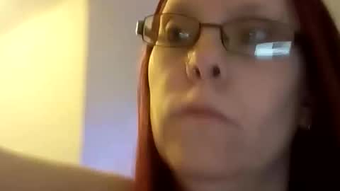 Snapshot of msalls1124 chatting on 01-09-26, 02:53 melissa online show from 01-09-26, 02:53