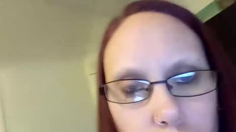 Snapshot of msalls1124 chatting on 01-17-26, 01:49 melissa online show from 01-17-26, 01:49