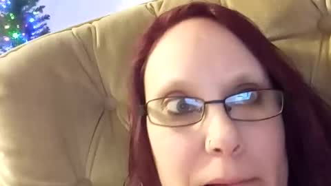 Snapshot of msalls1124 chatting on 02-28-26, 08:37 melissa online show from 02-28-26, 08:37