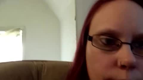 Snapshot of msalls1124 chatting on 03-09-26, 08:57 melissa online show from 03-09-26, 08:57