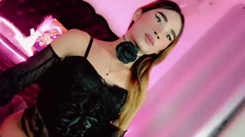 Snapshot of mscherry_ chatting on 01-18-26, 05:39 mscherry_ online show from 01-18-26, 05:39