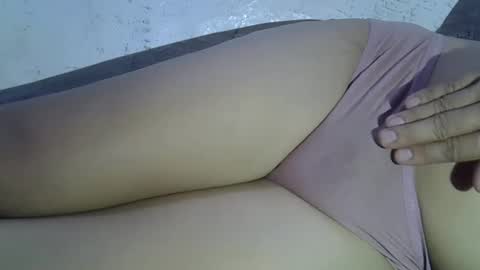 Snapshot of mscumshotter chatting on 01-19-25, 08:39 mscumshotter online show from 01-19-25, 08:39