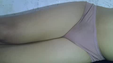 Snapshot of mscumshotter chatting on 01-21-25, 09:03 mscumshotter online show from 01-21-25, 09:03