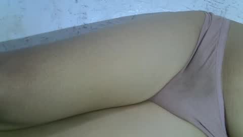 Snapshot of mscumshotter chatting on 01-25-25, 08:21 mscumshotter online show from 01-25-25, 08:21