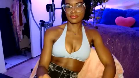 Snapshot of msemonibrown chatting on 06-09-26, 07:58 CocoSage online show from 06-09-26, 07:58