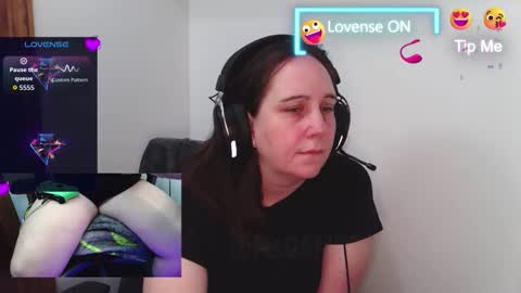 Snapshot of msgamergirl69 chatting on 02-03-26, 04:43 MsGamerGirl69 online show from 02-03-26, 04:43