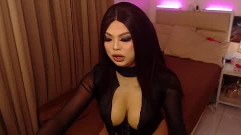 MSGOLDENCUM online show from 06-15-26, 10:17