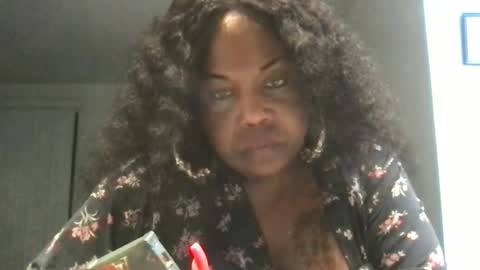 Snapshot of msjonemillion chatting on 10-27-25, 11:20 Chocolate Candy Stick online show from 10-27-25, 11:20