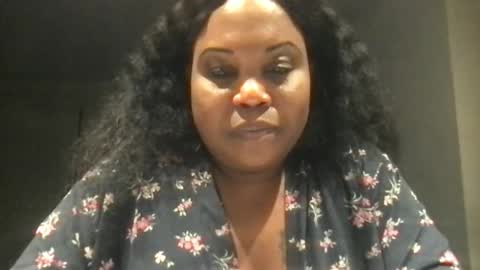 Snapshot of msjonemillion chatting on 12-23-25, 01:36 Chocolate Candy Stick online show from 12-23-25, 01:36