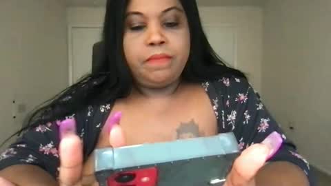 Snapshot of msjonemillion chatting on 03-06-26, 06:59 Chocolate Candy Stick online show from 03-06-26, 06:59