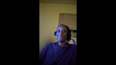 Snapshot of msmechocolate chatting on 03-21-26, 01:32 msmechocolate online show from 03-21-26, 01:32