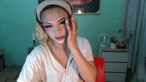 Snapshot of msmeygan chatting on 07-10-26, 01:10 msmeygan online show from 07-10-26, 01:10
