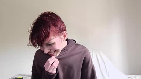 Snapshot of msprissylynx chatting on 11-07-25, 04:18 Adela Rose MsPrissyLynx online show from 11-07-25, 04:18