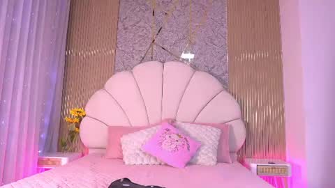 Manuela  online show from 07-30-26, 03:16