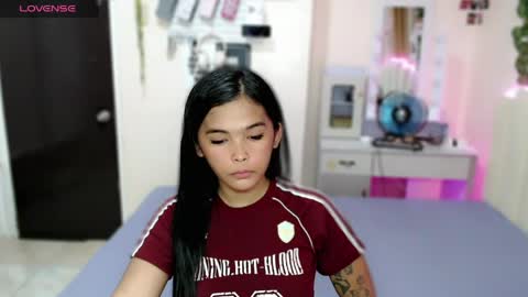 Snapshot of mstefany chatting on 06-08-26, 04:18 tefany online show from 06-08-26, 04:18