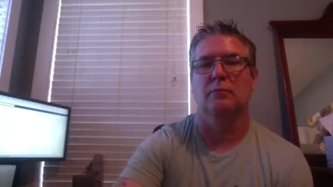 Snapshot of mtbrdr76 chatting on 02-27-26, 10:32 Fun time Daddy online show from 02-27-26, 10:32