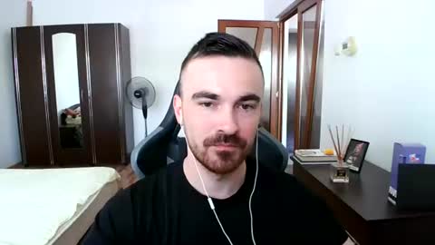 Victor online show from 06-27-26, 08:41