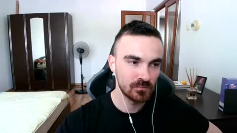 Victor online show from 06-27-26, 12:22