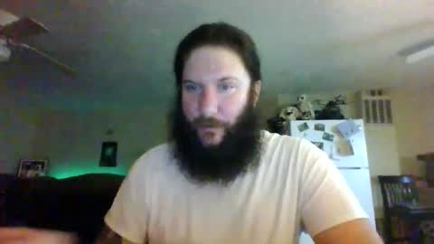 Snapshot of mudge chatting on 02-07-25, 02:50 Mudge online show from 02-07-25, 02:50