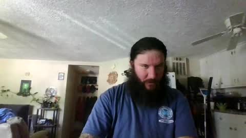 Snapshot of mudge chatting on 06-26-26, 06:56 Mudge online show from 06-26-26, 06:56