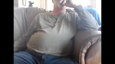 Snapshot of muff3ater chatting on 02-14-26, 06:48 muff3ater online show from 02-14-26, 06:48