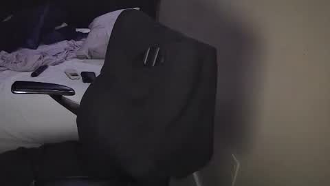 Snapshot of muffdiver718 chatting on 01-27-25, 09:02 Muffdiver online show from 01-27-25, 09:02