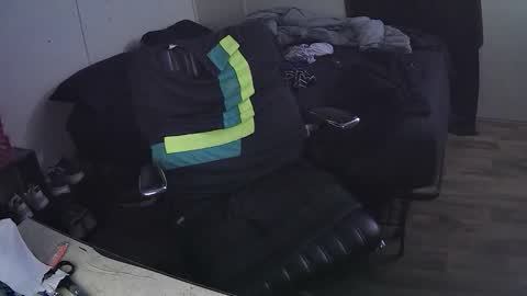 Snapshot of muffdiver718 chatting on 02-28-26, 11:00 Muffdiver online show from 02-28-26, 11:00