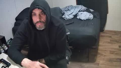 Snapshot of muffdiver718 chatting on 03-03-26, 11:54 Muffdiver online show from 03-03-26, 11:54