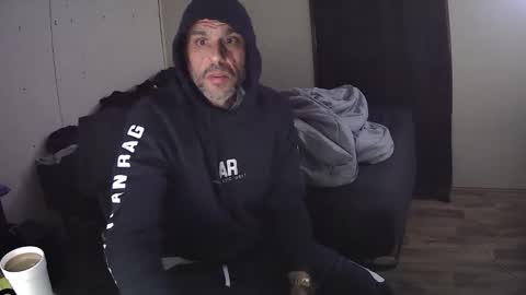 Muffdiver online show from 04-21-26, 09:26