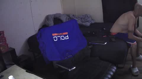 Muffdiver online show from 06-13-26, 01:14