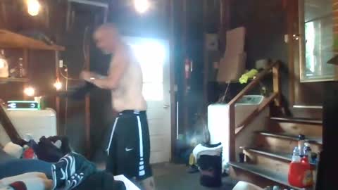 Muffdiver online show from 07-05-26, 02:46