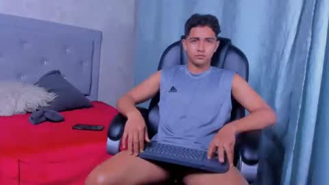 muichiro tokito1 online show from 12-24-24, 04:22