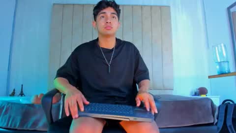 muichiro tokito1 online show from 01-17-25, 03:23