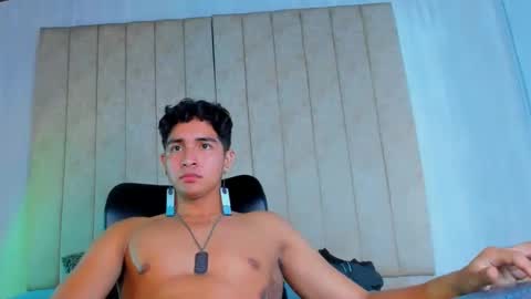 muichiro tokito1 online show from 01-18-25, 07:38