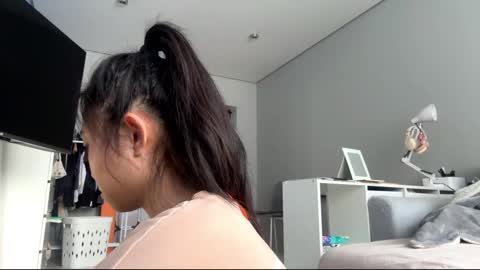 Snapshot of muiklecha chatting on 02-02-26, 04:22 Mia online show from 02-02-26, 04:22