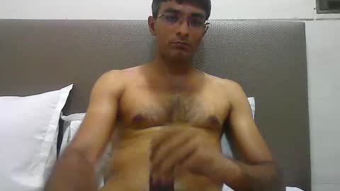 Snapshot of mumbaimonster8inch chatting on 10-13-25, 12:05 rajesh engineer online show from 10-13-25, 12:05