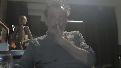 munch10 online show from 03-01-25, 08:42