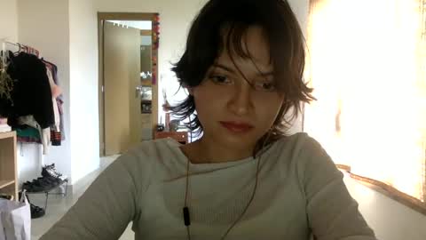 Snapshot of munchi_ chatting on 12-17-24, 05:36   online show from 12-17-24, 05:36